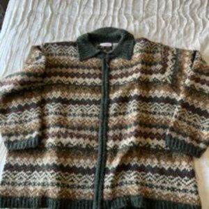 Women's zippered sweater, size 2X